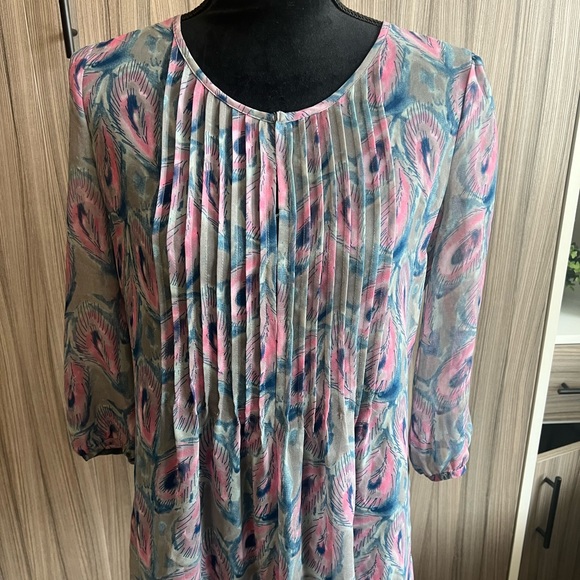 Urban Outfitters Kimchi Blue Peacock Print Blouse Small - Picture 2 of 4